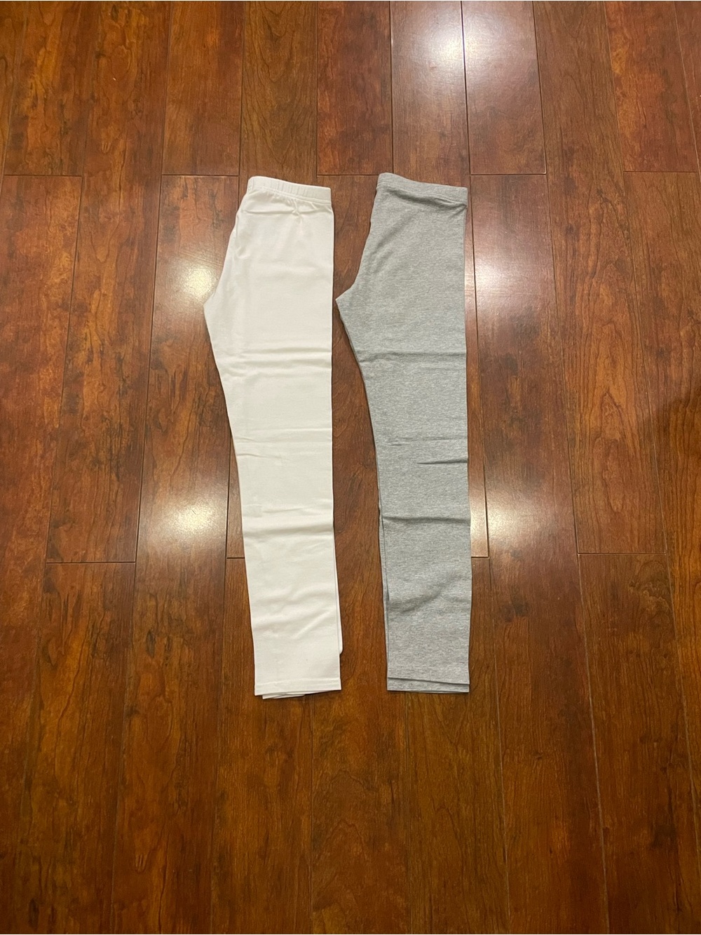 Old Navy White and Gray Kids Cotton Leggings Duo